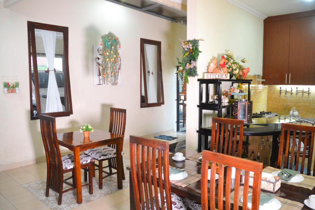 Roemah Canting Homestay Yogyakarta Exterior foto